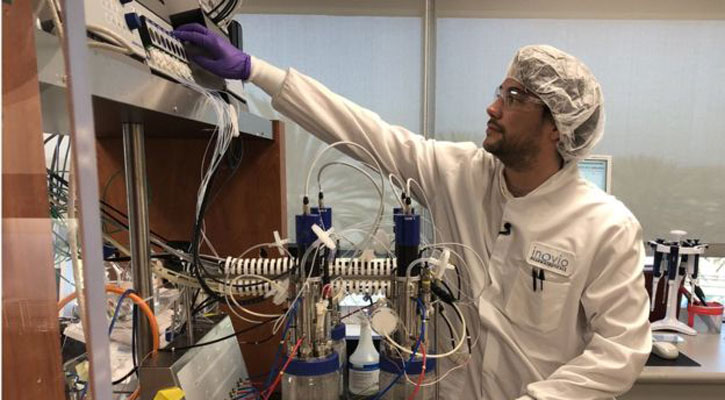 Coronavirus: Scientists race to develop a vaccine