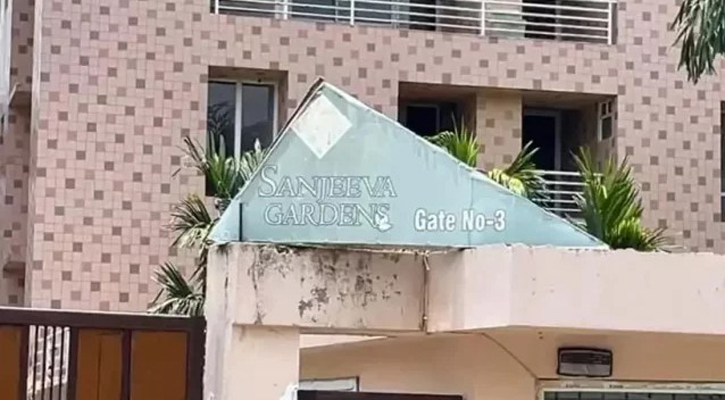 Killers left Kolkata flat wearing MP Azim's clothes