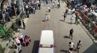 Dhaka traffic disrupted as students block Science Lab intersection