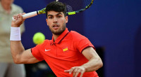 Alcaraz, Djokovic and Swiatek advance in Olympic singles