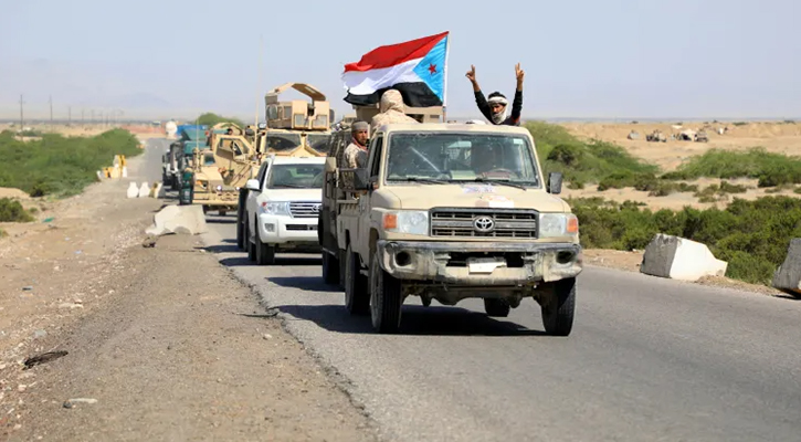 Suicide bomber kills 16 soldiers in southern Yemen