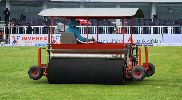 Toss delayed by wet outfield in Bangladesh-Pakistan Test