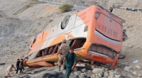 2 separate bus accidents in Pakistan leave 35 people dead