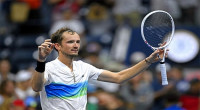 Medvedev holds off Cobolli to reach US Open last 16