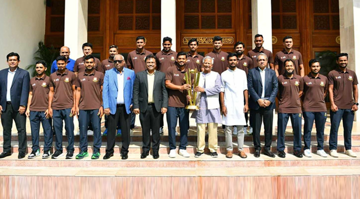 CA Prof Yunus accords reception to national cricket team