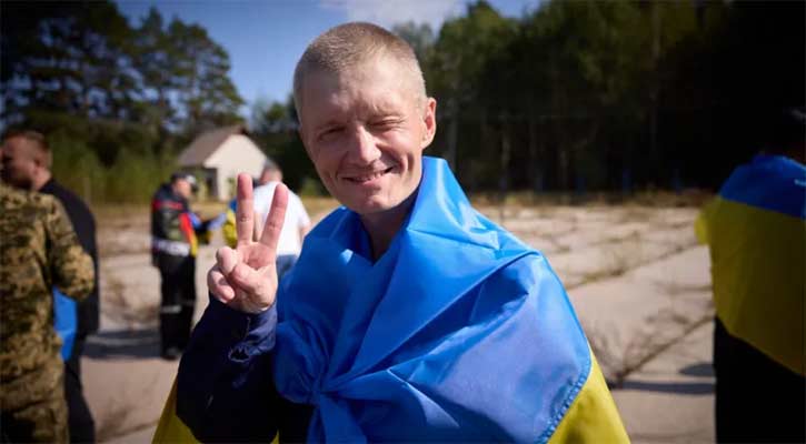 Russia and Ukraine exchange 206 prisoners