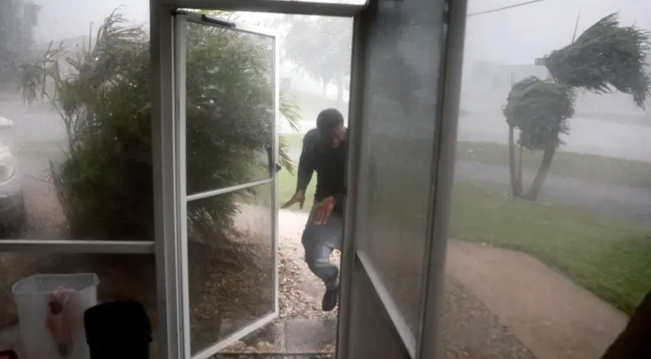 4 dead on Florida's east coast in wake of Hurricane Milton