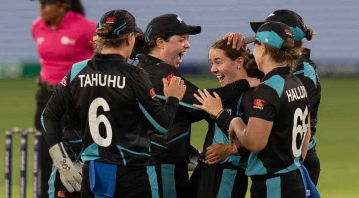 New Zealand beat Pakistan to enter Women’s T20 World Cup semis