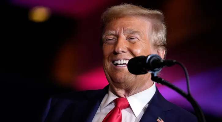 Trump leading Harris among Arab Americans, poll suggests