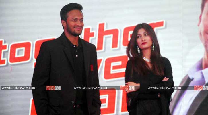 বাংলালিংকের ডিজিটাল যাত্রার দূত সাকিব-শিশির