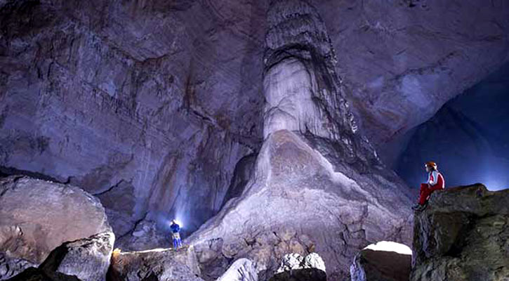 চীনের সবচেয়ে উঁচু গুহা শুয়াংহি