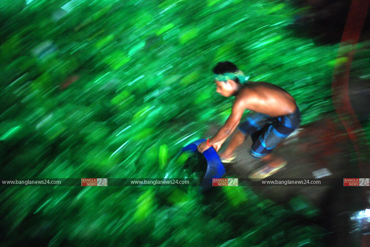 প্লাস্টিকে ঘোরে ভাগ্যের চাকা