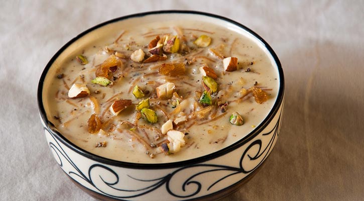 ঈদে তৈরি করুন মজাদার শের খোরমা