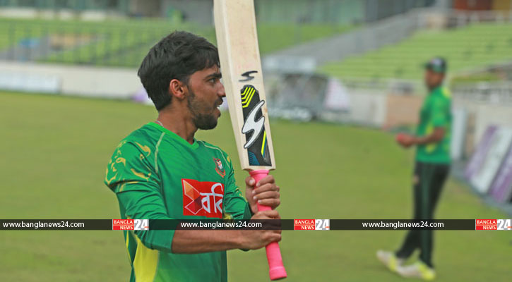 মুমিনুলের দেড় হাজার