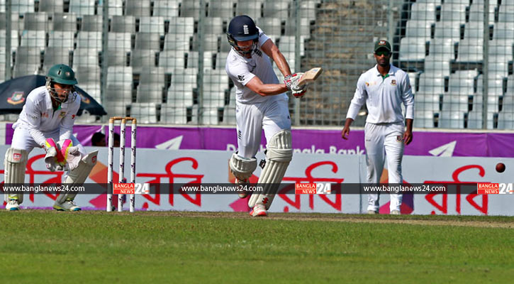 বাংলাদেশকে ছুঁয়ে ফেললো ইংল্যান্ড