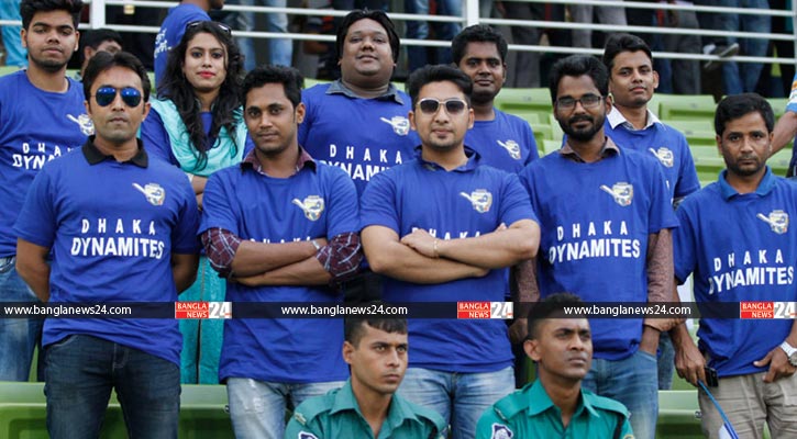 অপেক্ষায় ঢাকার দর্শকরা