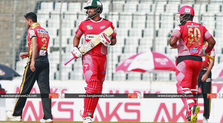 চিটাগংয়ের প্রথম উইকেটের পতন