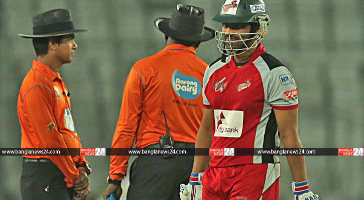 ব্যাটিংয়ে নামলো তামিমের চিটাগং ভাইকিংস