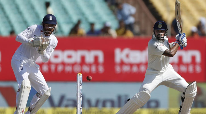 ইংলিশদের জবাব দিচ্ছে ভারত