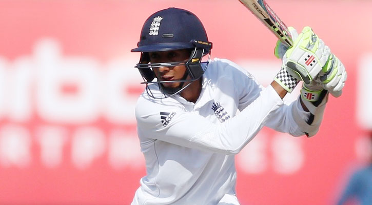 রাজকোট টেস্টে ইংল্যান্ডের দাপট