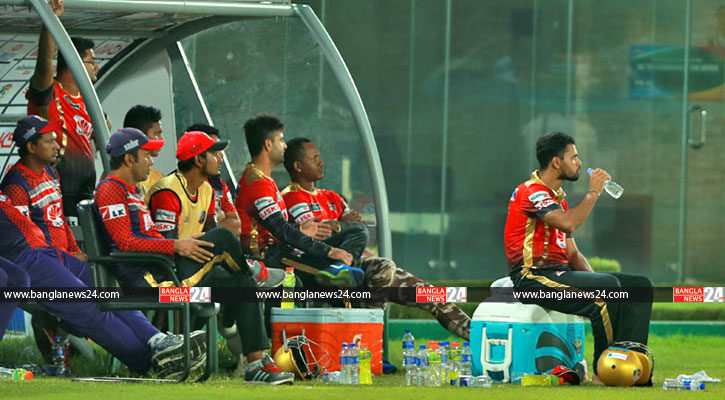 আশরাফের শরণাপন্ন কুমিল্লা, বাসায় মাশরাফি