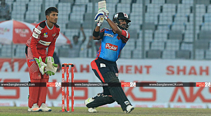 নাফিসের ব্যাটিং দারুণ উপভোগ করছেন তামিম