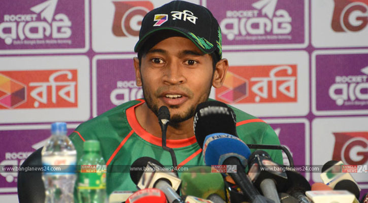 খেলেই ইতিহাস রচনা করতে চান মুশফিক