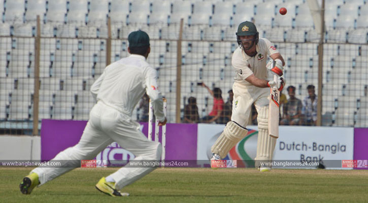 অজিদের লিডে লাগাম টানতে হবে