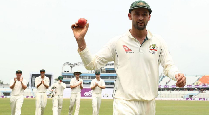 ১৩০ বছরের রেকর্ড ভাঙলেন লায়ন