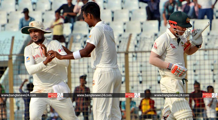 অস্ট্রেলিয়ার দ্বিতীয় উইকেটের পতন