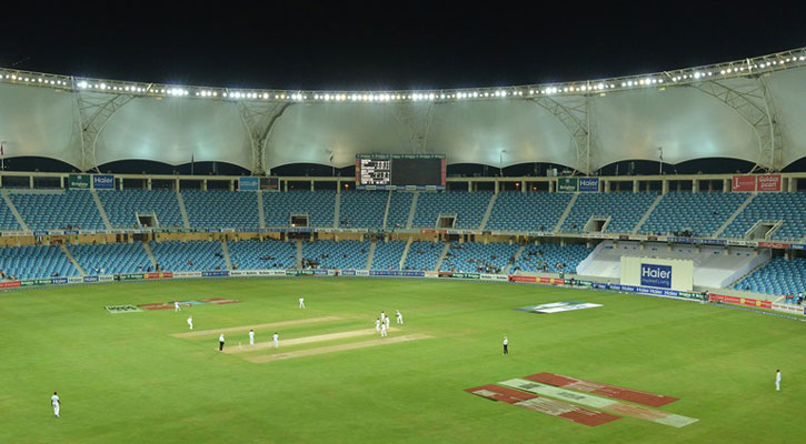 দুবাইতে শ্রীলঙ্কার দিবা-রাত্রি টেস্টে অভিষেক