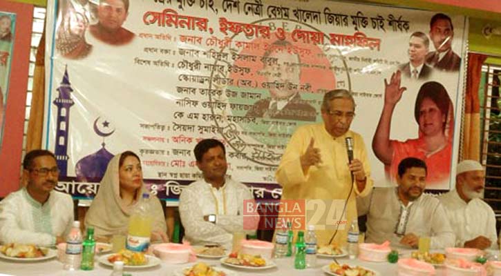 দেশে এখন গণতন্ত্র নেই: চৌধুরী কামাল