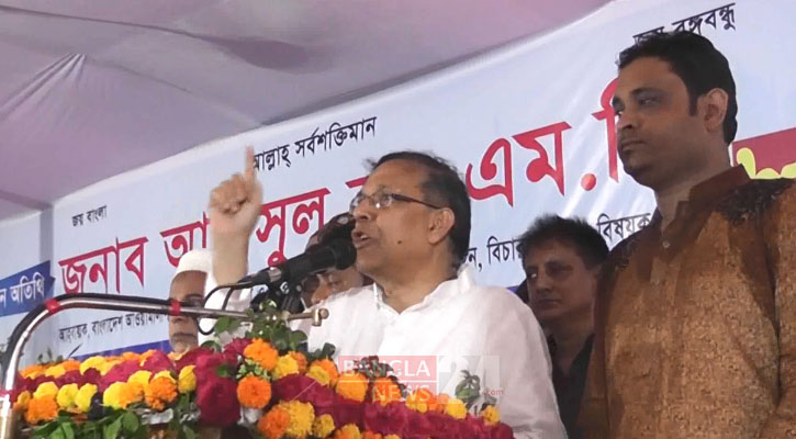 অনেক ‘অত্যাচার’ সহ্য করে বাংলাদেশ উন্নয়নের রোল মডেল