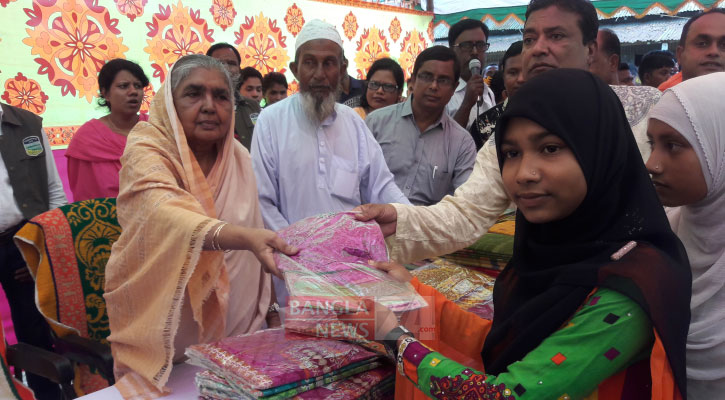 শেখ হাসিনা মাদকের বিরুদ্ধে লড়াইয়ে নেমেছেন