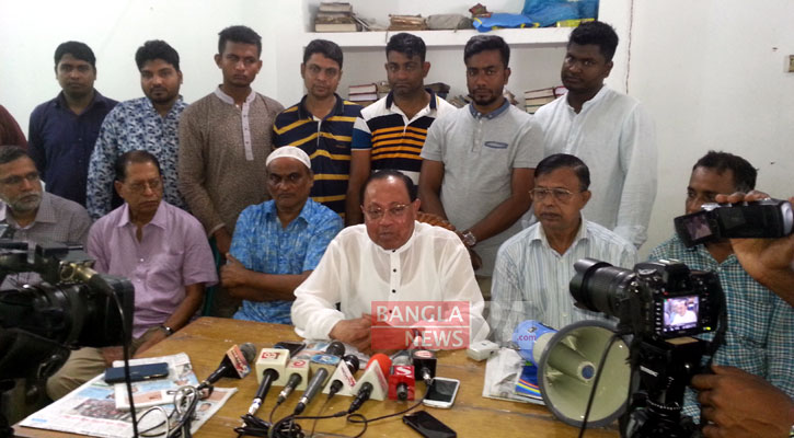 ন্যূনতম গণতান্ত্রিক পরিবেশ তৈরি করতে চায় না সরকার