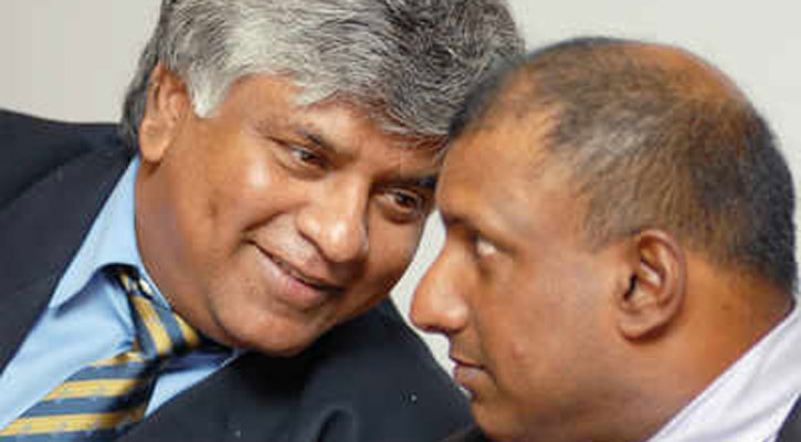 ফিক্সিং করেছিলেন রানাতুঙ্গা-ডি সিলভা!