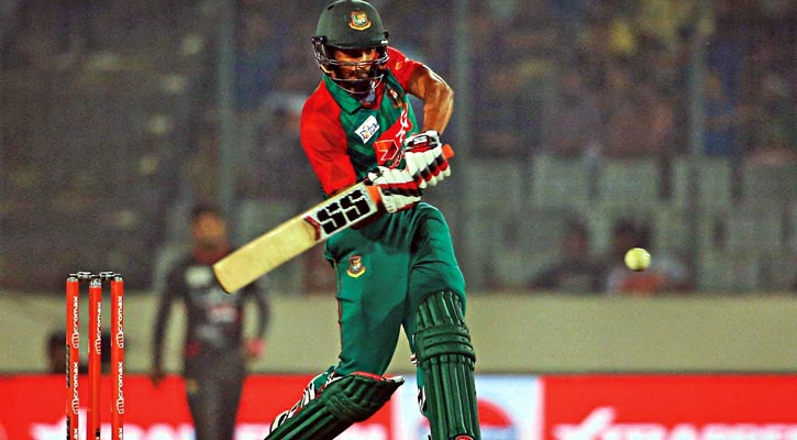 ১১তম ওভারে বাংলাদেশের ১০০