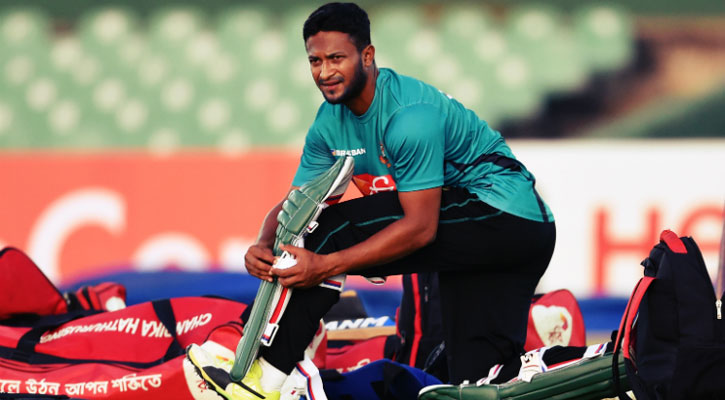 ছুরি-কাঁচির নিচে যেতে হতে পারে সাকিবকে