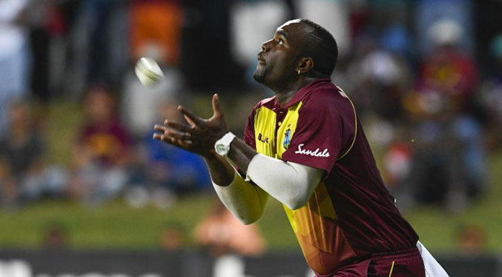 অশালীন ভাষা ব্যবহারে তিরস্কৃত নার্স