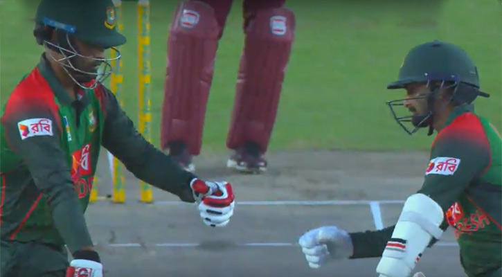 টসে জিতে ব্যাটিংয়ে বাংলাদেশ