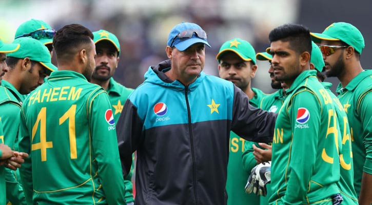 বেতন বাড়লো পাকিস্তানি ক্রিকেটারদের