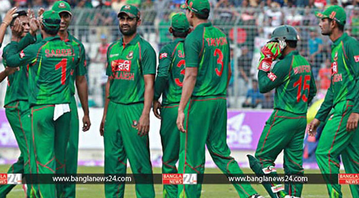 স্লো ওভার রেট নিয়ন্ত্রণে আসছে নতুন নিয়ম!