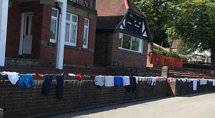 কাপড় শুকানোর জন্য ম্যাচ বন্ধ!