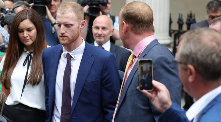 নির্দোষ প্রমাণিত হলেন স্টোকস