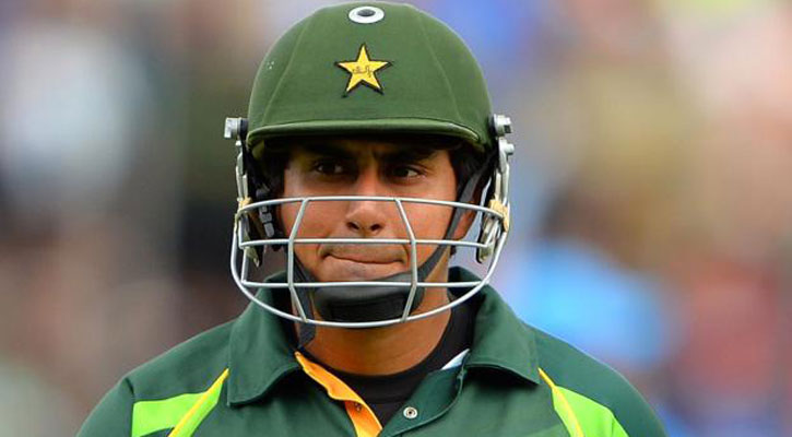 পাকিস্তানি ক্রিকেটারের দশ বছরের নিষেধাজ্ঞা