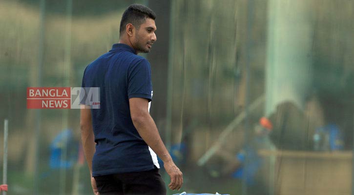 চোটে মাহমুদউল্লাহ, বিশ্বকাপ নিয়েও শঙ্কা