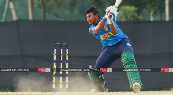 সেঞ্চুরিতে বার্তা দিয়ে রাখলেন মোসাদ্দেক