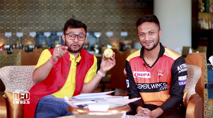 সাকিবকে হিন্দি বলাতে ফের ব্যর্থ ভারতীয় উপস্থাপক