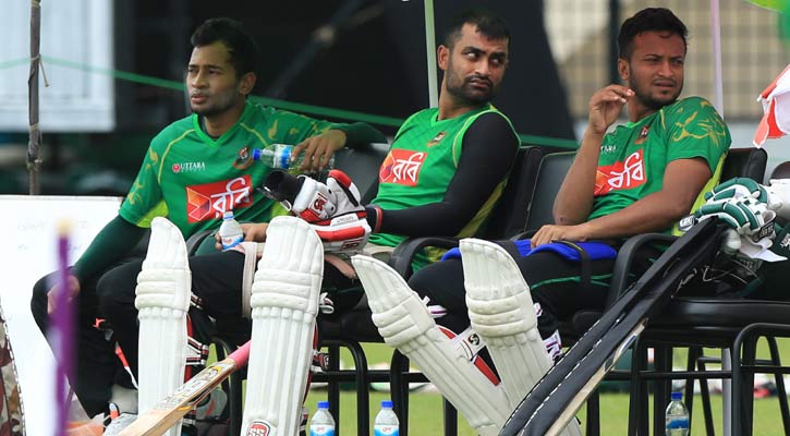 নববর্ষের শুভেচ্ছা সাকিবের, উদযাপন করছেন না তামিম
