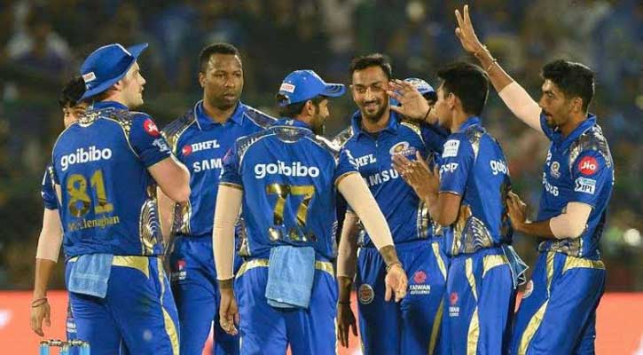 দিল্লিকে হারিয়ে দ্বিতীয়স্থানে মুম্বাই